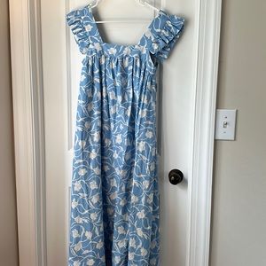 Blue/white floral maxi dress